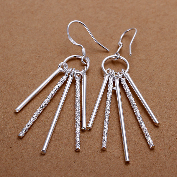 Brand new sterling silver plate Five column earrings DFMSE026,women's 925 silver Dangle Chandelier earrings 10 pairs a lot
Brand new sterling silver plate Five column earrings DFMSE026,women's 925 silver Dangle Chandelier earrings 10 pairs a lot