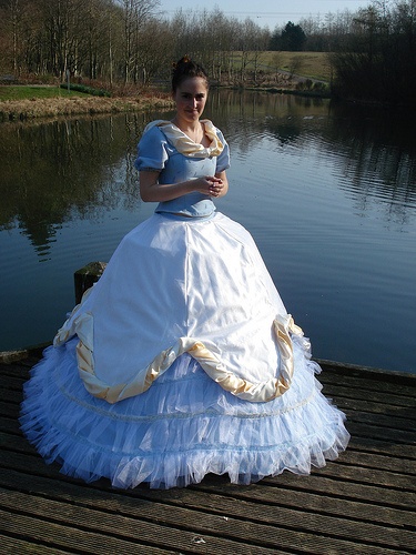 Vintage 19th's Ball Gown Quinceanera Dresses 2015 Southen Belle Azalea Trail Maids Dress Sweet 16 Dresses Prom Party Pageant Gowns, White
Vintage 19th's Ball Gown Quinceanera Dresses 2015 Southen Belle Azalea Trail Maids Dress Sweet 16 Dresses Prom Party Pageant Gowns, White