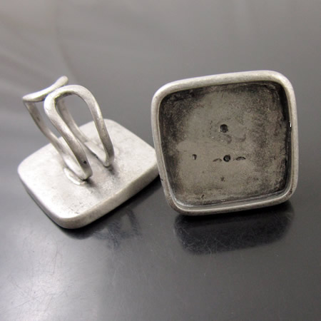 BeadsniceRing Base Blanks Antique Silver Finger Rings with 24mm Square Bezel Setting for Resin and Cabochons Free Shipping ID 25462
BeadsniceRing Base Blanks Antique Silver Finger Rings with 24mm Square Bezel Setting for Resin and Cabochons Free Shipping ID 25462