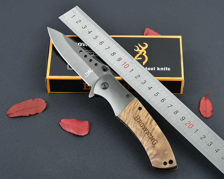 Browning 351 folding knife Wooden handle knives 8CR13MOV blade Tactical Knife Pocket Camping Tool fast open Hunting Knife Survival Knives
Browning 351 folding knife Wooden handle knives 8CR13MOV blade Tactical Knife Pocket Camping Tool fast open Hunting Knife Survival Knives
