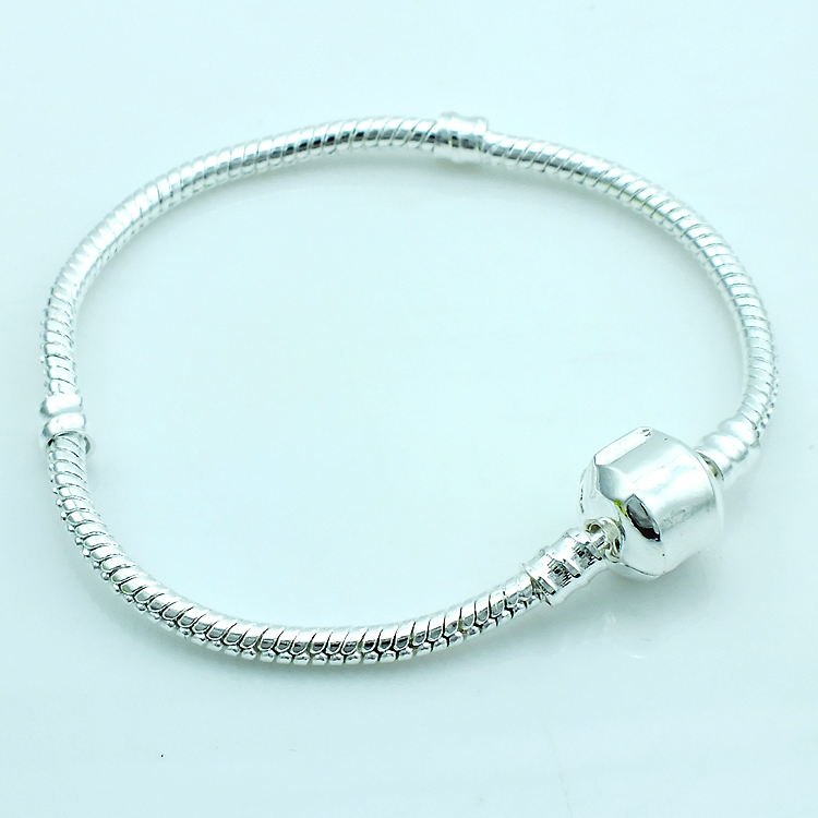 Fashion Link Bracelets Europe Brand Plated Silver Infinity Snake Chain DIY Bracelets & Bangles Accessories Jewelry Free Shipping
Fashion Link Bracelets Europe Brand Plated Silver Infinity Snake Chain DIY Bracelets & Bangles Accessories Jewelry Free Shipping