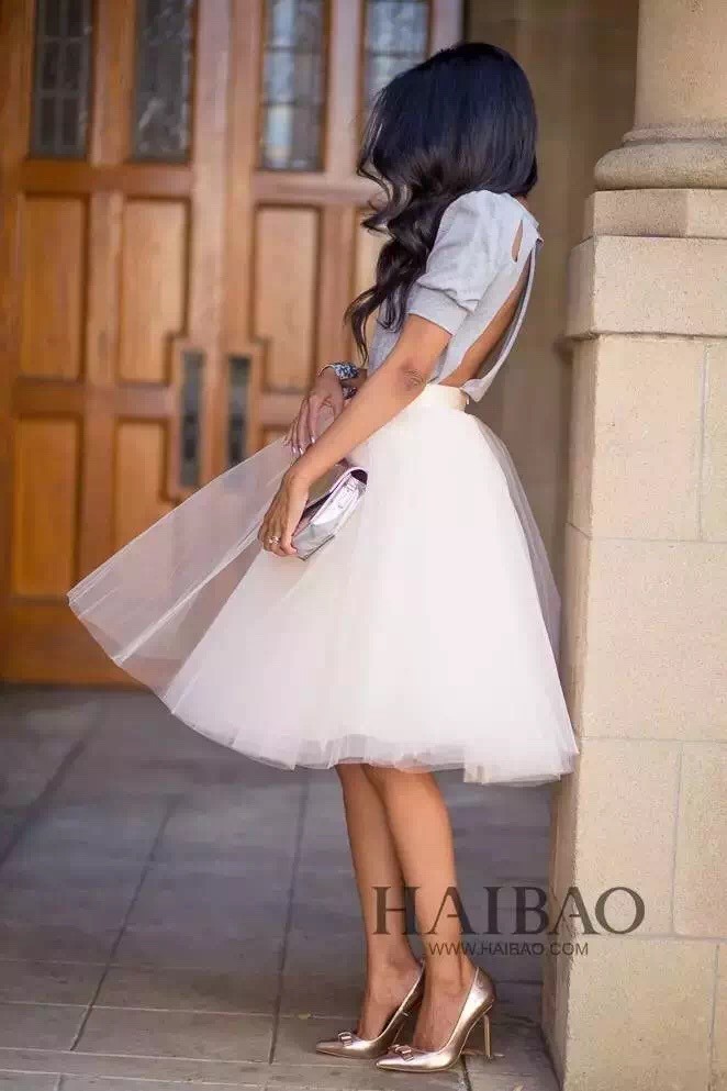 2016 Instock Cheap Summer Tiered Tutu Skirt Tulle Short Bridesmaid Dresses 7 Layers Female Party Skirts Girls Fashion Ball Gown Knee Length 0510
