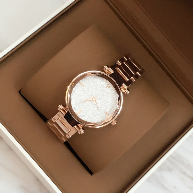 2017 Fashion Luxury Women Bracelet Watch Quartz rose gold/silver/black Dress Watch Bracelet special style Lady Brand Wristatch High Quality, Slivery;brown
2017 Fashion Luxury Women Bracelet Watch Quartz rose gold/silver/black Dress Watch Bracelet special style Lady Brand Wristatch High Quality, Slivery;brown