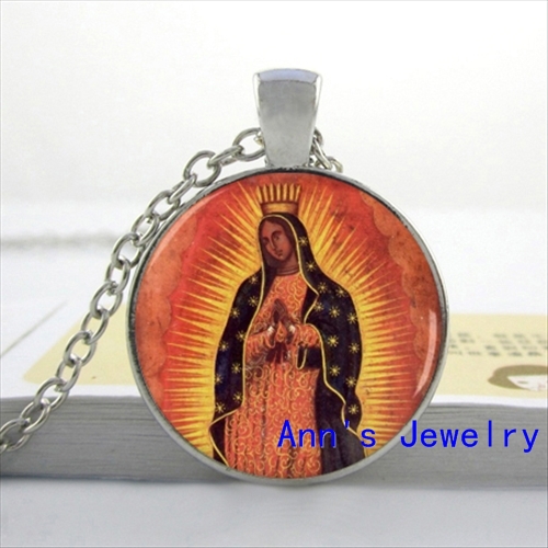 Wholesale-Wholesale Our Lady of Guadalupe Necklace Our Lady of Guadalupe Jewelry Virgin Mary Sacred Heart Art Glass Necklace