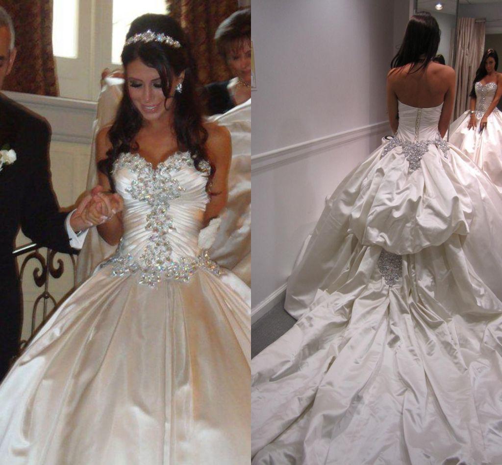 Vestido De Noiva 2016 Spring Wedding Dresses Ball Gown Designer New Crystal Sweetheart Backless Pearls Embroidery For Church Bridal Dress, Ivory
Vestido De Noiva 2016 Spring Wedding Dresses Ball Gown Designer New Crystal Sweetheart Backless Pearls Embroidery For Church Bridal Dress, Ivory