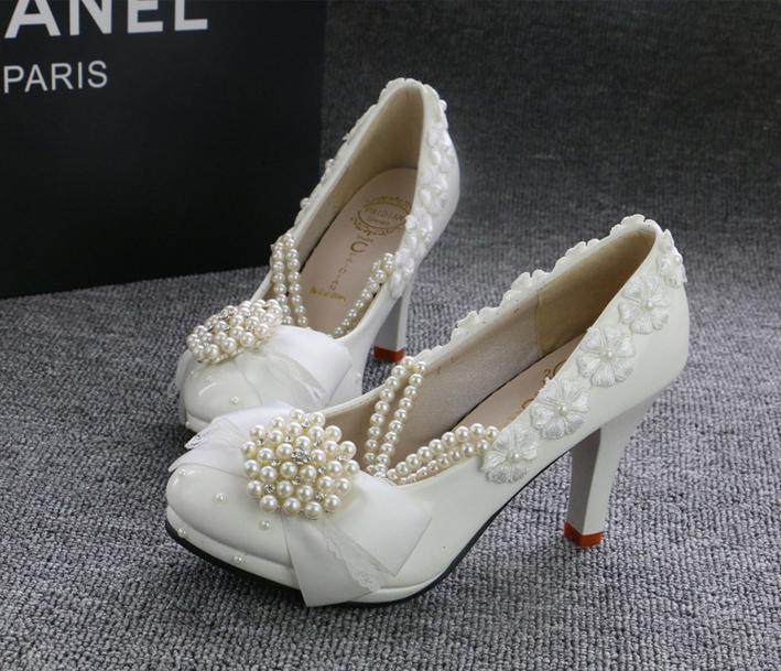 White Beaded Pearls wedding shoes Round Toe High heel Applique Summer Sandles bridal shoes accessories