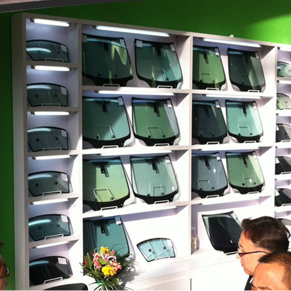 Professional Window Tint Display Board - 41.5x24cm Car Windshield & Rear Window Film Demo Model for Tinting Shop Sample and Customer Showcase MO-B1