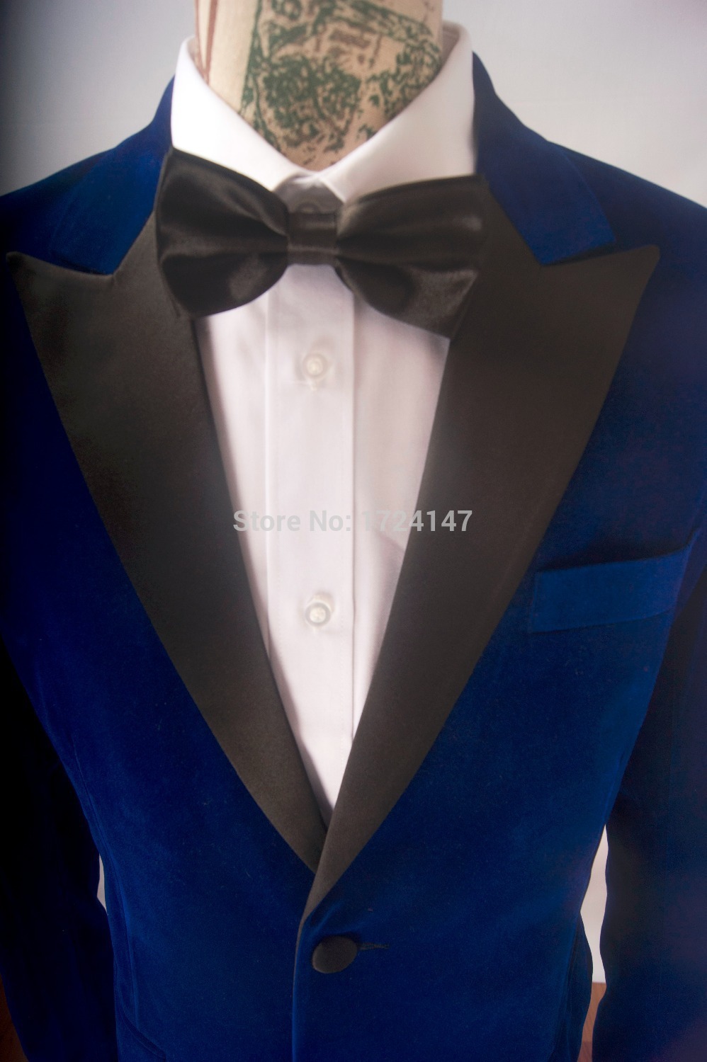 Wholesale- Tailored Velvet Groom tuxedos wedding suits for mens 3 pieces suits (coat+Pants+tie)CM7651403
