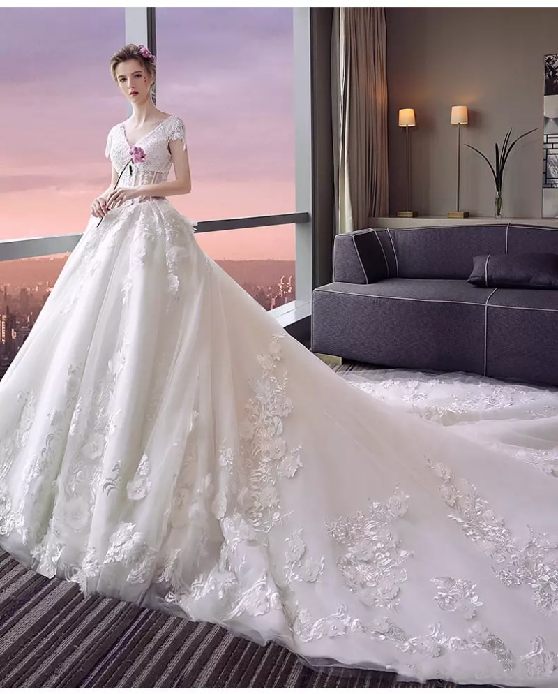Long Cathedral Train Wedding Dresses V Neck Cap Sleeve Lace Applique Beaded 3D Floral Ivory Lace Up Back Tulle Bridal Gown Vestido De