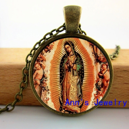 Wholesale-Wholesale Our Lady of Guadalupe Necklace Our Lady of Guadalupe Jewelry Virgin Mary Sacred Heart Art Glass Necklace