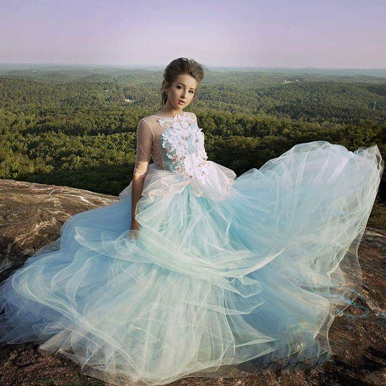 Fashion Little Girls Pageant Dresses With Sleeves Appliques Toddler Ball Gown Flower Girl Dress Floor Length Beaded First Communion Gowns, Blue
Fashion Little Girls Pageant Dresses With Sleeves Appliques Toddler Ball Gown Flower Girl Dress Floor Length Beaded First Communion Gowns, Blue