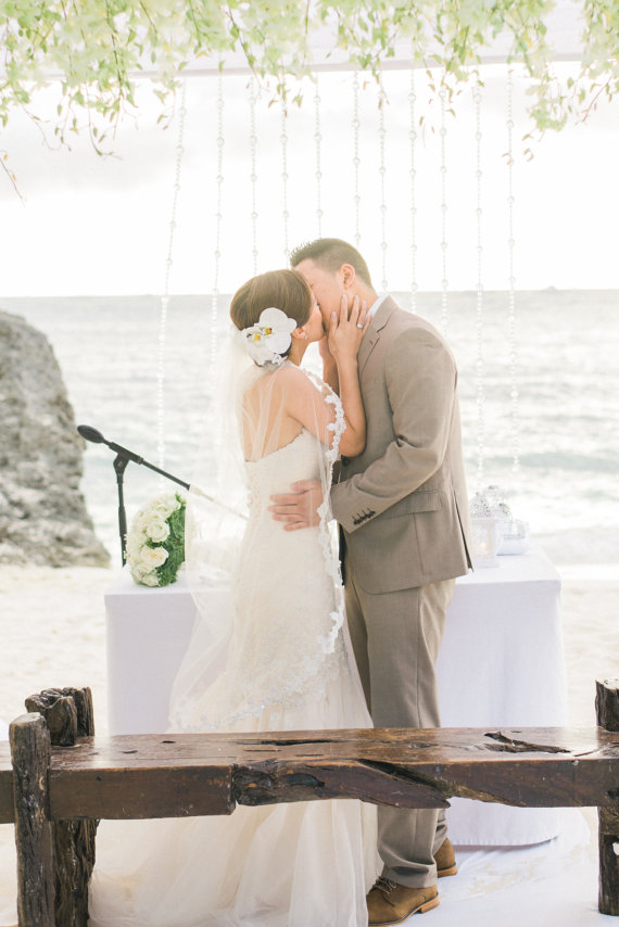 New Arrival White Ivory Wedding Veil Waltz Length lace Edge Bridal Veil With comb