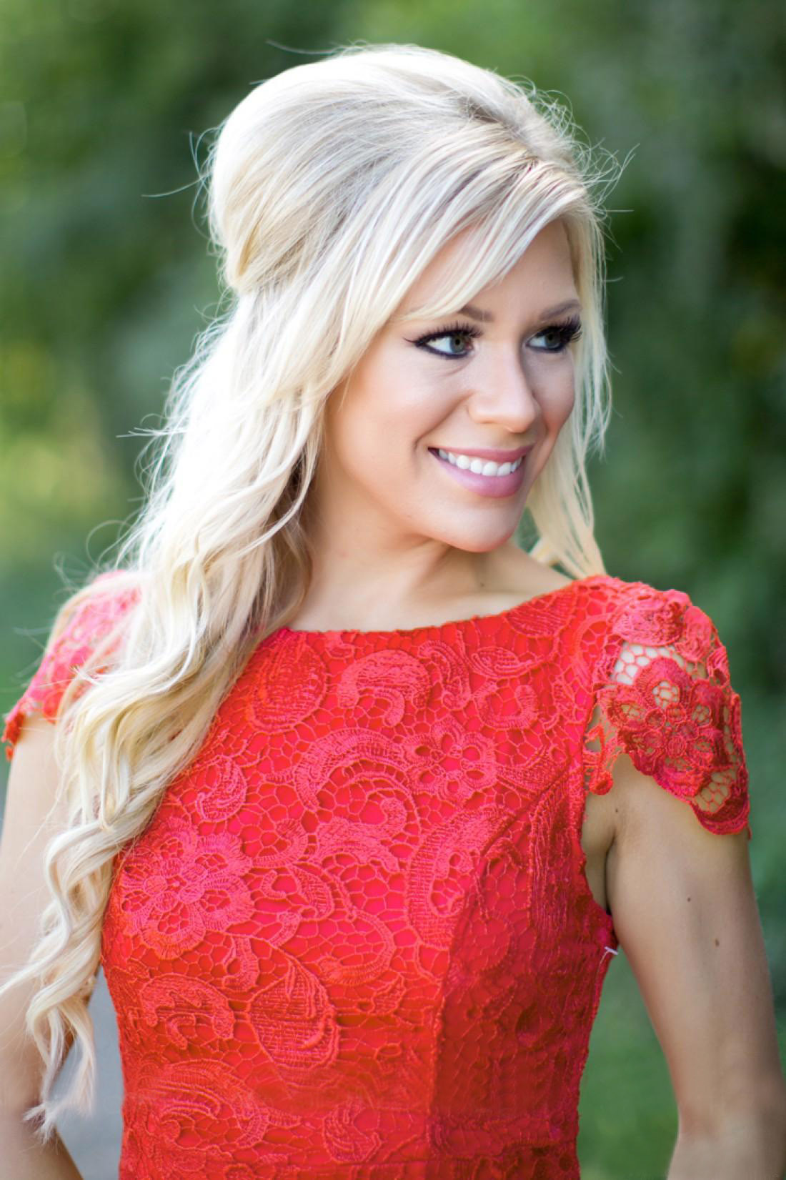 2016 Popular Red Lace Western Country Bridesmaid Dresses Cheap Bateau Short Sleeve Backless Above Knee Length Maid Of Honor Gown EN7281