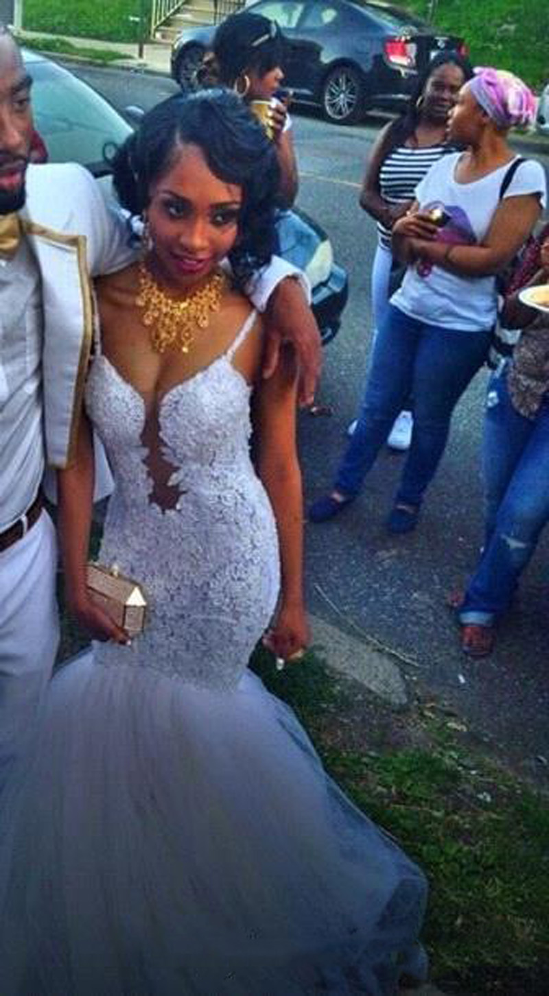 Cheap Mermaid Beach African Girl Wedding Dresses Sexy Backless Lace Vestido De Novia Spaghetti Straps Beads Tulle Court Train Bridal Gowns