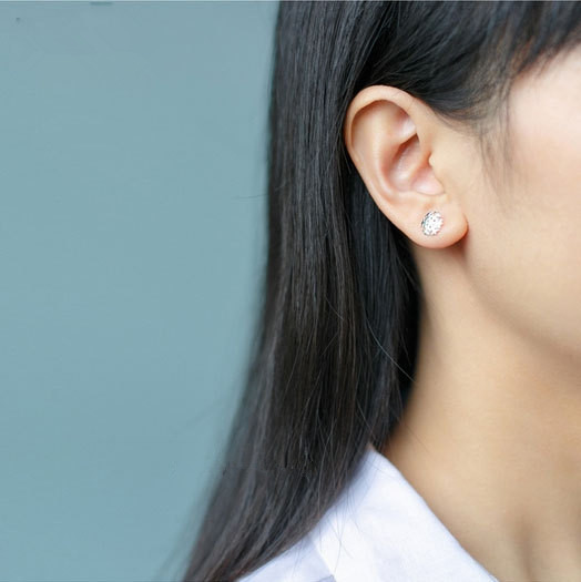 30Pair- S035 Tiny Snowflake Stud Earrings Cute Winter Snow Stud Earrings for Women Christmas Holiday Jewelry Gifts