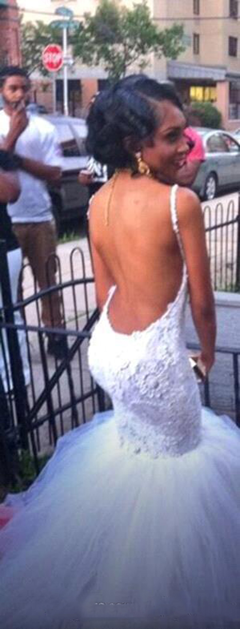 Cheap Mermaid Beach African Girl Wedding Dresses Sexy Backless Lace Vestido De Novia Spaghetti Straps Beads Tulle Court Train Bridal Gowns