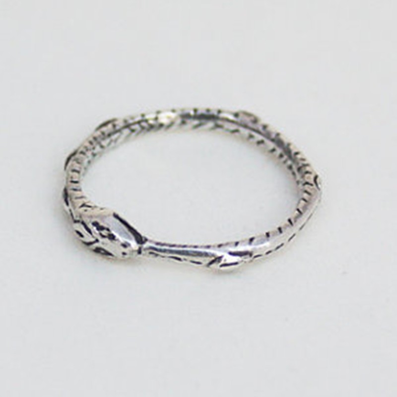Vintage Ouroboros ring Charming ancient silver Handmade ring restoring ancient ways Silver antiqued plated free shipping
Vintage Ouroboros ring Charming ancient silver Handmade ring restoring ancient ways Silver antiqued plated free shipping