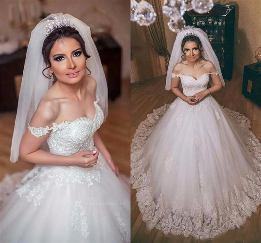 Off-shoulder Lace Appliqued Arabic Church Train Wedding Gowns Custom Made Vintage Country Ball Gowns Wedding Dresses, Pink
Off-shoulder Lace Appliqued Arabic Church Train Wedding Gowns Custom Made Vintage Country Ball Gowns Wedding Dresses, Pink