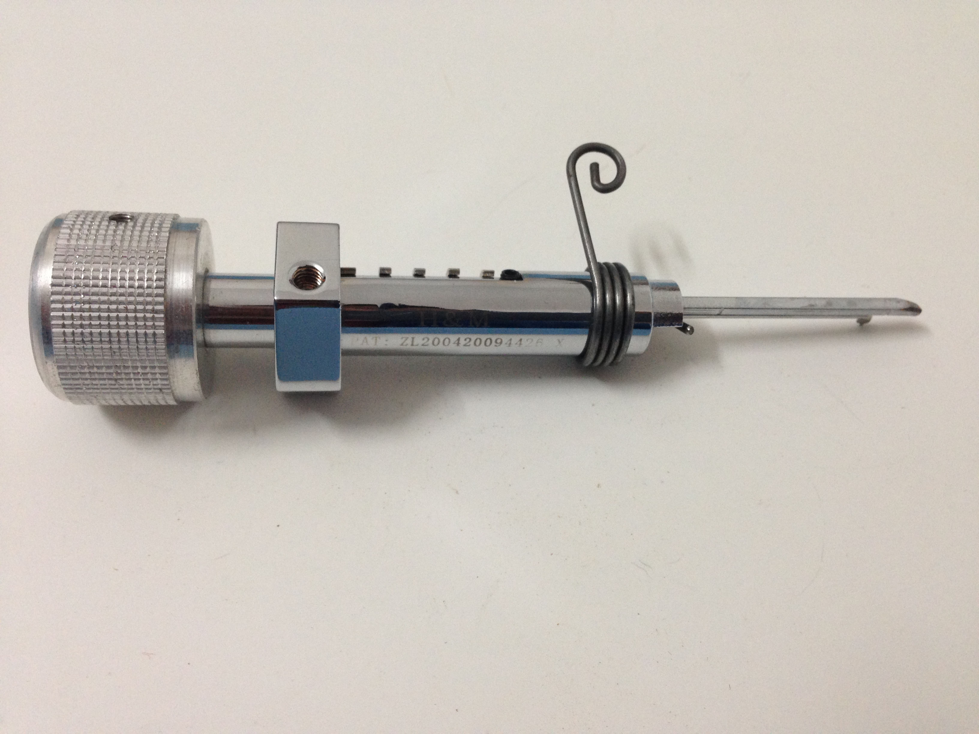 The H&H 2015 The 3rd generation MUL-T-LOCK pick tool (R&L) Rim cylinders for locksmith
The H&H 2015 The 3rd generation MUL-T-LOCK pick tool (R&L) Rim cylinders for locksmith