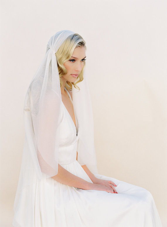 New high Quality Best Sale Fingertip Length White Ivory Cut Edge Veil Bridal Head Pieces For Wedding veil Juliet Cap