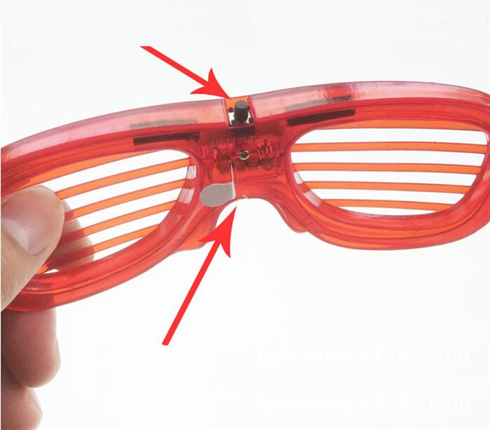Fashion LED Light Glasses Flashing Shutters Shape Glasses LED Flash Glasses Sunglasses Dances Party Supplies Festival Decoration E1680305