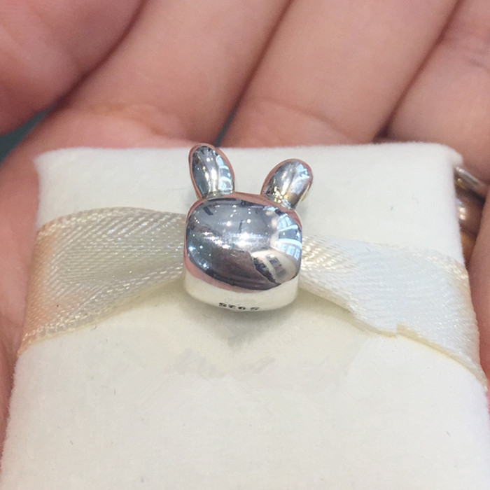 2016 New Spring Collection Remarkable Rabbit Charms 925 sterling silver jewelry animals charm fit beads bracelet DIY fine Jewelry MN333