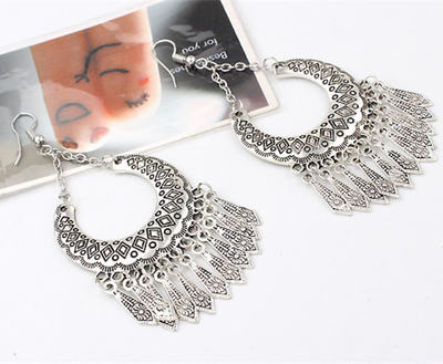 European Vintage Ethnic Wind Antique Silver Tassel Earrings Bohemia Moon Drop Tibetan Silver Earring Jewelry For Women