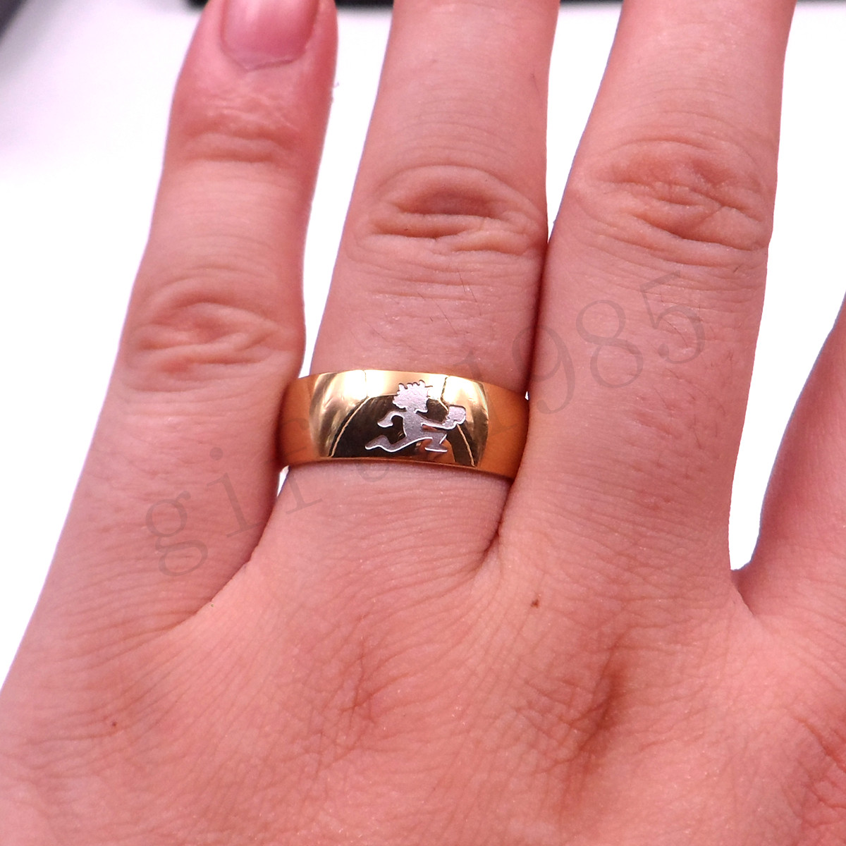 HATCHETMAN GIRL GOLDEN RING STAINLESS STEEL ICP Etching TWIZTID HIGHLY POLISHED High quality polished, gold-plated ring
HATCHETMAN GIRL GOLDEN RING STAINLESS STEEL ICP Etching TWIZTID HIGHLY POLISHED High quality polished, gold-plated ring