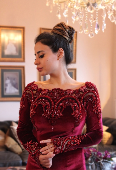 2018 Arabic Islamic Abaya in Dubai Muslim Evening Dresses Scoop Neck Dark Red Velvet Lace Crystal Beads Long Sleeve Mermaid Party Prom Gowns