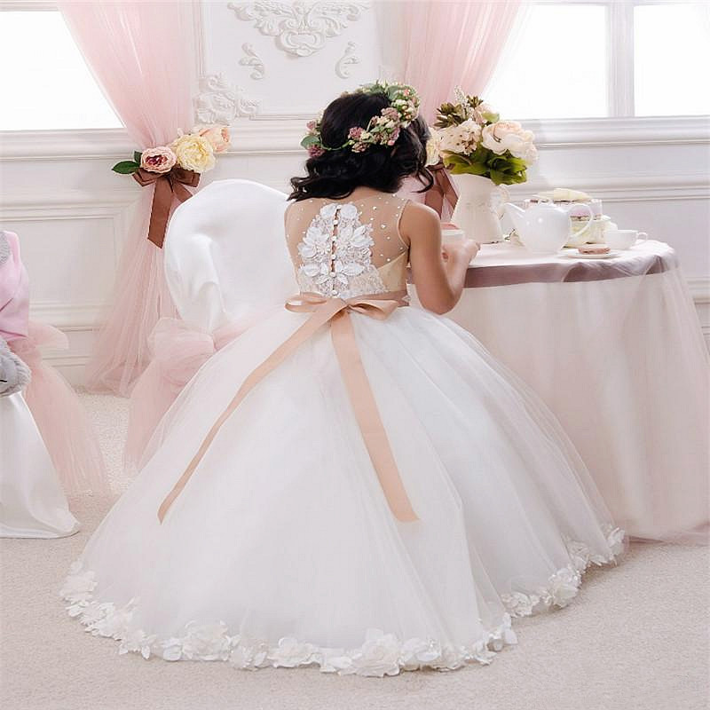 elegant White Flower Girl Dresses hand made cute first communion dresses for girls with flowers beaded girls pageant gown