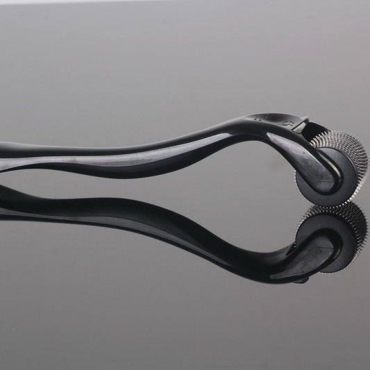 540 Titanium Microneedle Acne Scar Marks Freckle Derma Therapy Skin Roller Meso Roller Manufacturers Skin Needling at Home Needle Roller Ski
540 Titanium Microneedle Acne Scar Marks Freckle Derma Therapy Skin Roller Meso Roller Manufacturers Skin Needling at Home Needle Roller Ski