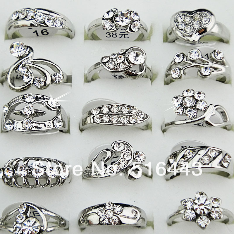 2017 New 30pcs Crystal Rhinestones Fashion Women Girls Silve Plated Rings Wholesale Jewelry Lots A-028