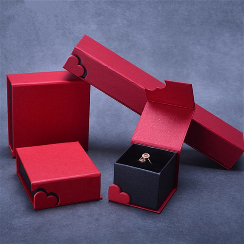 High Quality Heart Jewelry Box For Necklace Earrings Ring Bracelet Bangle Pendant Packaging Express My Love Velvet Inside Magnetic Close
High Quality Heart Jewelry Box For Necklace Earrings Ring Bracelet Bangle Pendant Packaging Express My Love Velvet Inside Magnetic Close