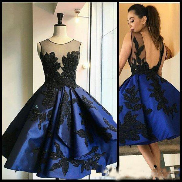 2017 Elegant Royal Blue Short Homecoming Dresses Sheer Neck Applique Lace Knee Length Backless Prom Gowns Party Cocktail Wear, Lilac
2017 Elegant Royal Blue Short Homecoming Dresses Sheer Neck Applique Lace Knee Length Backless Prom Gowns Party Cocktail Wear, Lilac