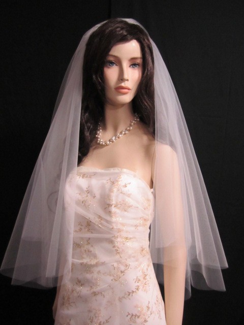 Hot Fashion Cheap Simple White Ivory Fingertip veil Two Layer For Wedding Dresses Bridal Head Pieces With Alloy Comb