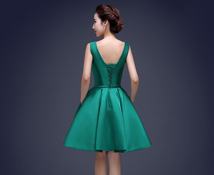 Bateau Neck 395 Satin Short Cocktail Dresses Lace Up 2019 Beaded Knee Length Party Dress Dark Green