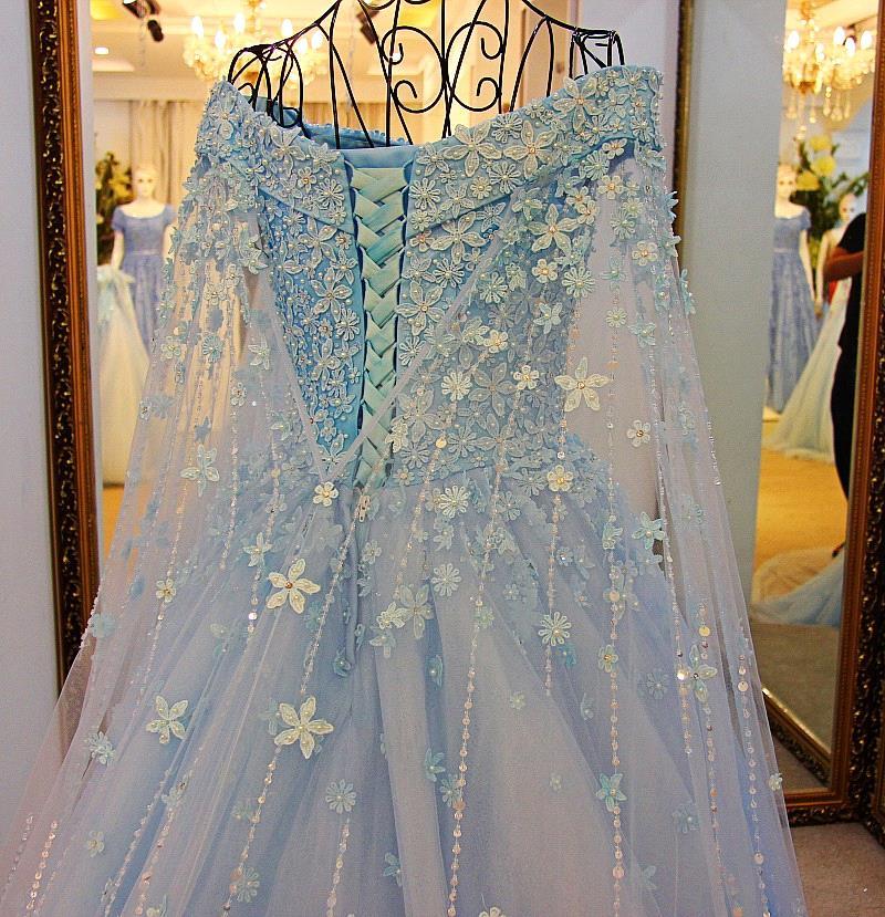 Romantic Hand Made Wers Beaded Sequined Appliques Wedding Dresses Elegant Off Shoulders Sleeves Lace Up Back Long Formal Bridal Gown 329 6660312