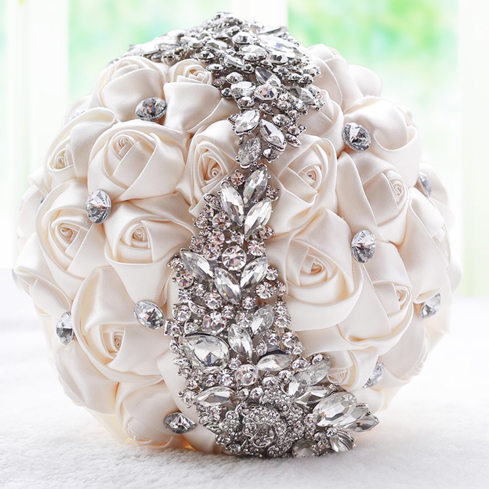 

Bridal Wedding Bouquet Newest Crystal Brooch Wedding Accessories Bridesmaid Artifical Satin Flowers Bouquets