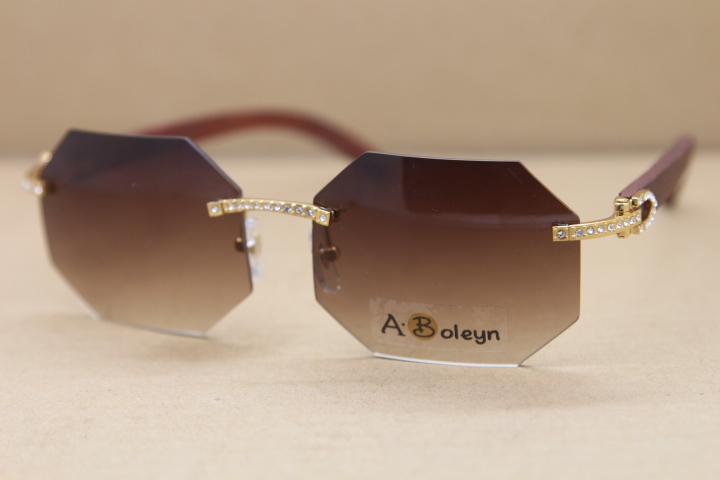 Rimless Samll diamond sunglasses Women men outdoors driving glasses Frame gold wood Eyewear Designer Mens Women Luxury Size:57-18-135mm
Rimless Samll diamond sunglasses Women men outdoors driving glasses Frame gold wood Eyewear Designer Mens Women Luxury Size:57-18-135mm