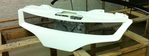 2017 New Arrival Non-Logo Replacement Paint Racing Grills Modified Grille accessories For Nissan NV200