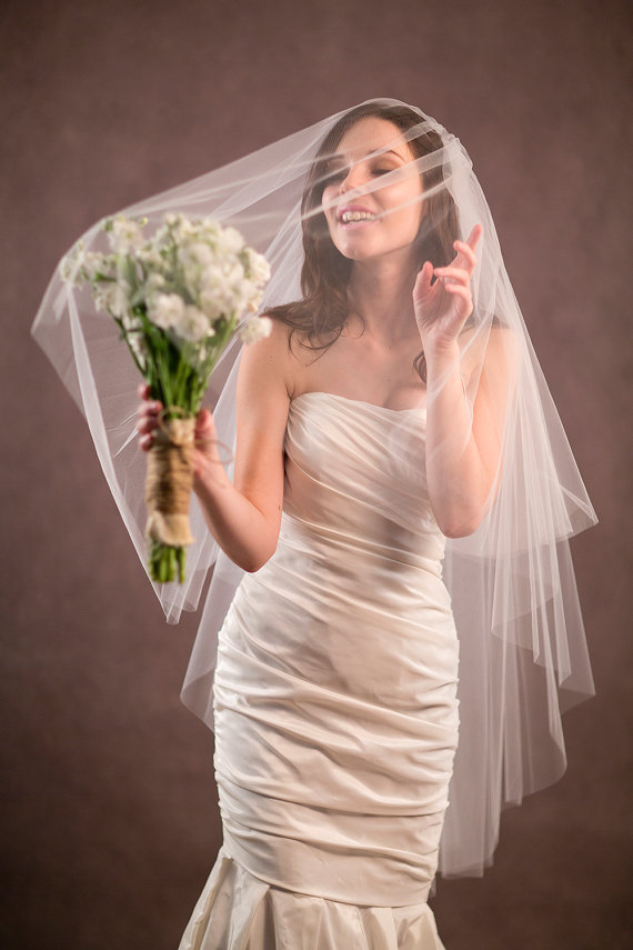 New Hight Quality Best Sale Romantic Fingertip White Ivory Cut Edge Veil Bridal Head Pieces For Wedding Dresses