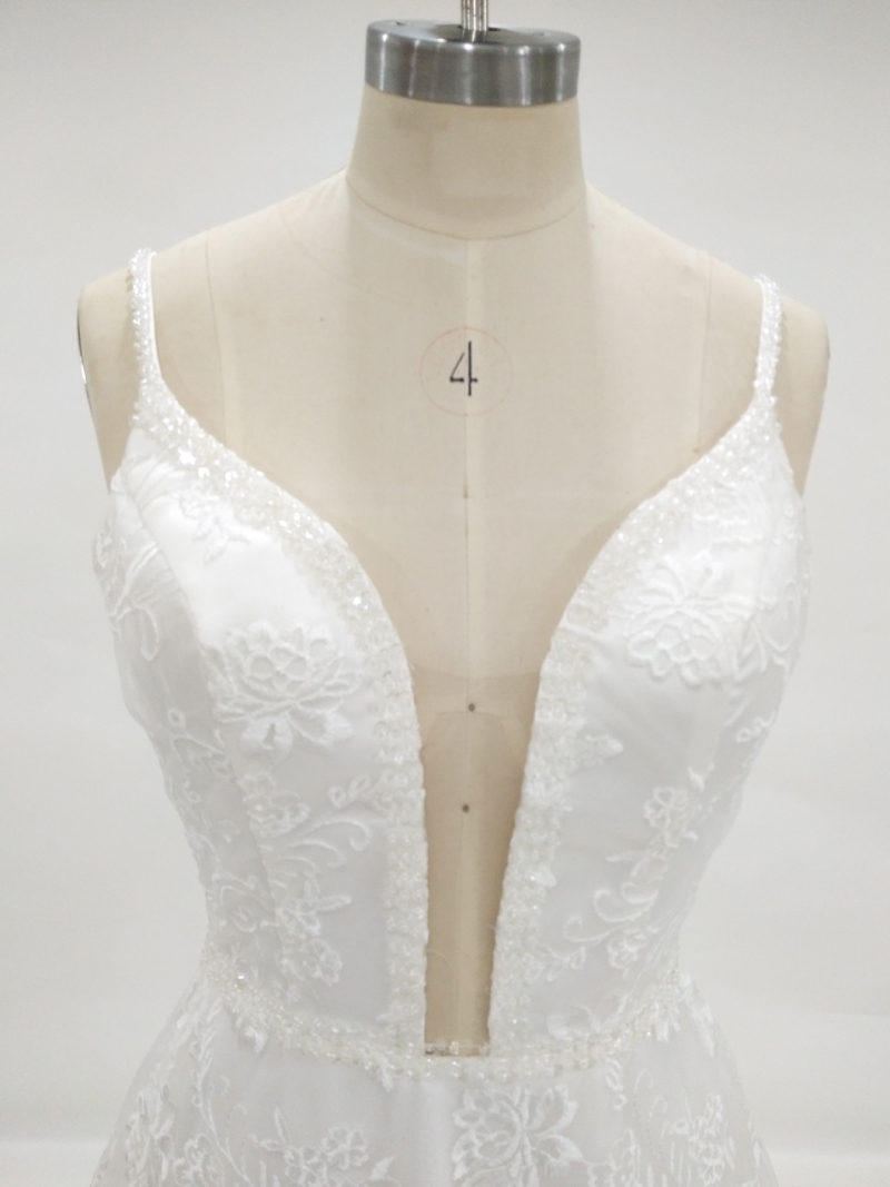 Romantic 2017 Real Photo Lace Spaghetti Wedding Dresses Cut-Out Back Lace Up Sheer Deep V Neck Long Bridal Gowns Custom Made China EN81814