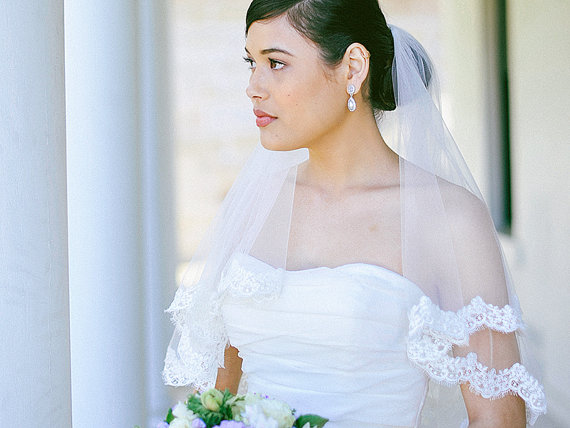New Amazing Luxury Elegant Top Quality Best Sale Romantic Elbow White Ivory Lace Applique veil Bridal Head Pieces For Wedding Dresses
New Amazing Luxury Elegant Top Quality Best Sale Romantic Elbow White Ivory Lace Applique veil Bridal Head Pieces For Wedding Dresses