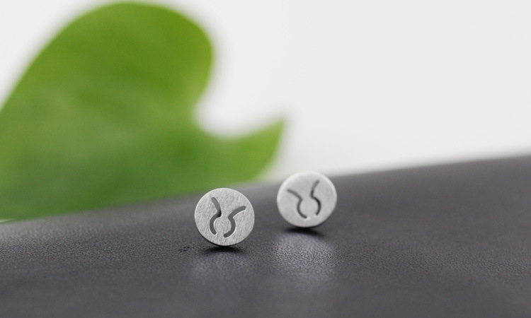 30Pair- S022 Taurus Stud Earrings Signs 12 Star Zodiac Constellation Earrings Horoscope Astrology Disc Earrings Galaxy Star Stud Earrings
30Pair- S022 Taurus Stud Earrings Signs 12 Star Zodiac Constellation Earrings Horoscope Astrology Disc Earrings Galaxy Star Stud Earrings