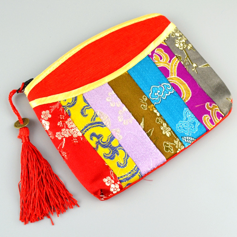 Patchwork Silk brocade Zip Coin Purse Jewelry Bracelet Gift Bag Tassel Small Cosmetic Travel Bag Women Makeup Storage Bag 2pcs/lot
Patchwork Silk brocade Zip Coin Purse Jewelry Bracelet Gift Bag Tassel Small Cosmetic Travel Bag Women Makeup Storage Bag 2pcs/lot