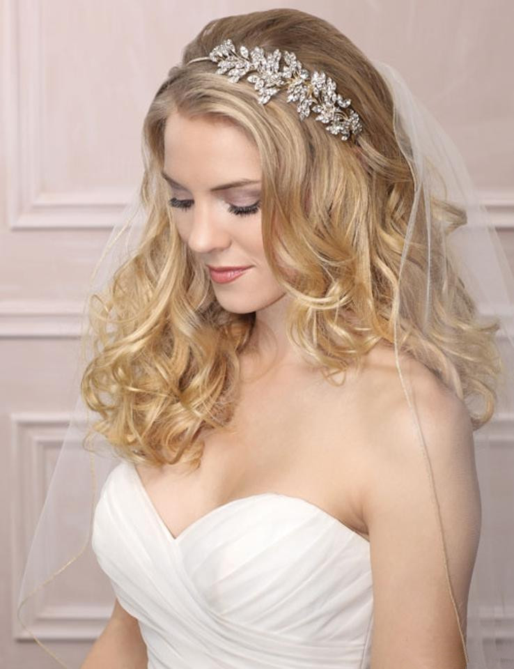 New Best Selling Elegant Luxuryn high Quality Sexy Romantic Elbow Line Edge Veil With Comb Bridal Head Pieces For Wedding Dresses