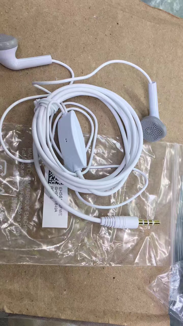 100% Original genuine 3.5mm in-ear Headphone Headset Earphone For Samsung S5830 S7568 S7562 for s7 s6 s8 s8 plus, White
100% Original genuine 3.5mm in-ear Headphone Headset Earphone For Samsung S5830 S7568 S7562 for s7 s6 s8 s8 plus, White