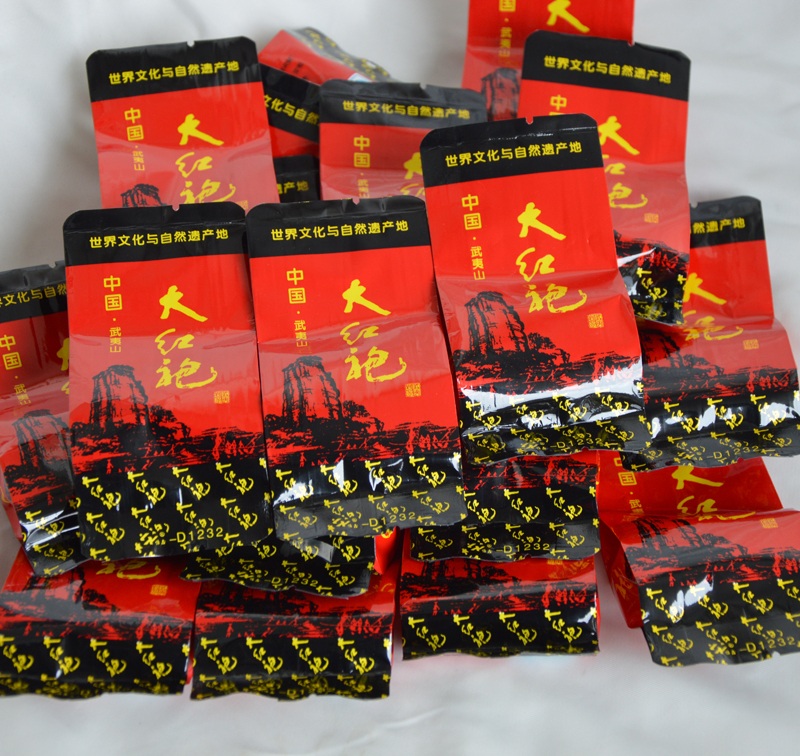 Top Grade Chinese dahongpao Big Red Robe oolong tea the original oolong China healthy care Da Hong Pao tea + SECRET GIFT
Top Grade Chinese dahongpao Big Red Robe oolong tea the original oolong China healthy care Da Hong Pao tea + SECRET GIFT