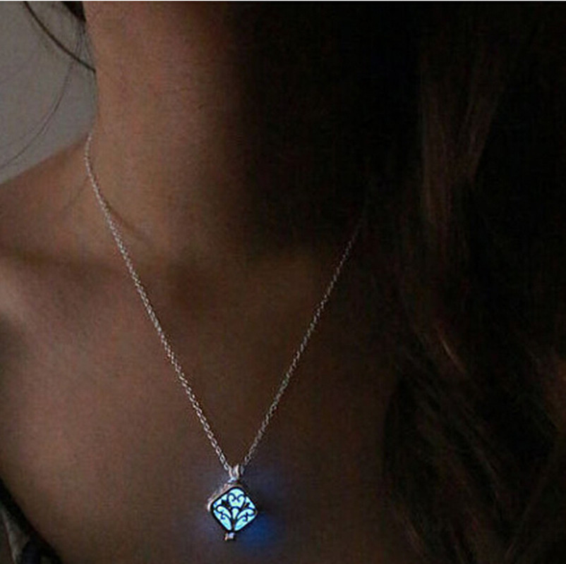 Wholesale-Steampunk Pretty Magic Round Fairy Locket Glow In The Dark Pendant Necklace Gift Glowing Luminous Vintage Necklaces P1176