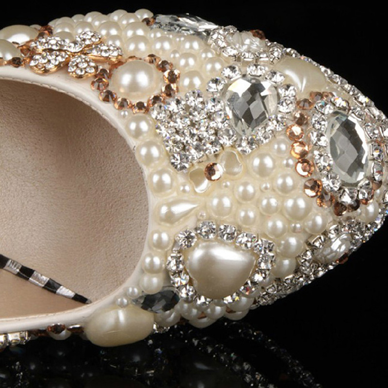 White Ivory Crystal and Pearl Round Toe Bridal Wedding Shoes Diamond High Heel Women Dress Shoes Gorgeous Fashion Lady Party Shoes
